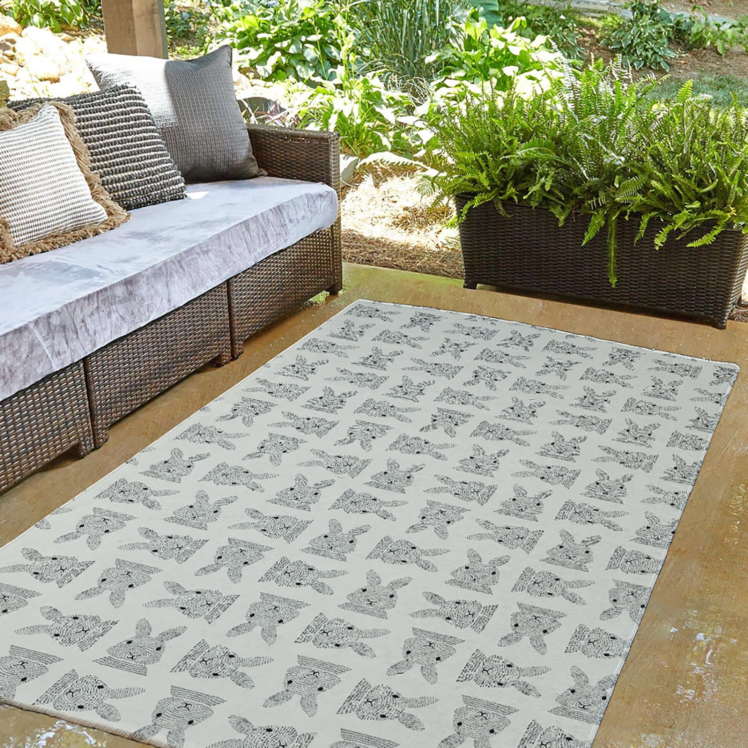 Simply Daisy 3' x 5' Whisper White Criss Cross Bunnies Easter Chenille Indoor/Outdoor Rug
