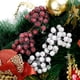 thumbnail image 5 of Venta al por mayor de mini bayas artificiales escarchadas de doble cabeza, acebo navideño, bayas rojas, doradas y plateadas, corona de flores, decoración para fiesta de Navidad, 5 of 5
