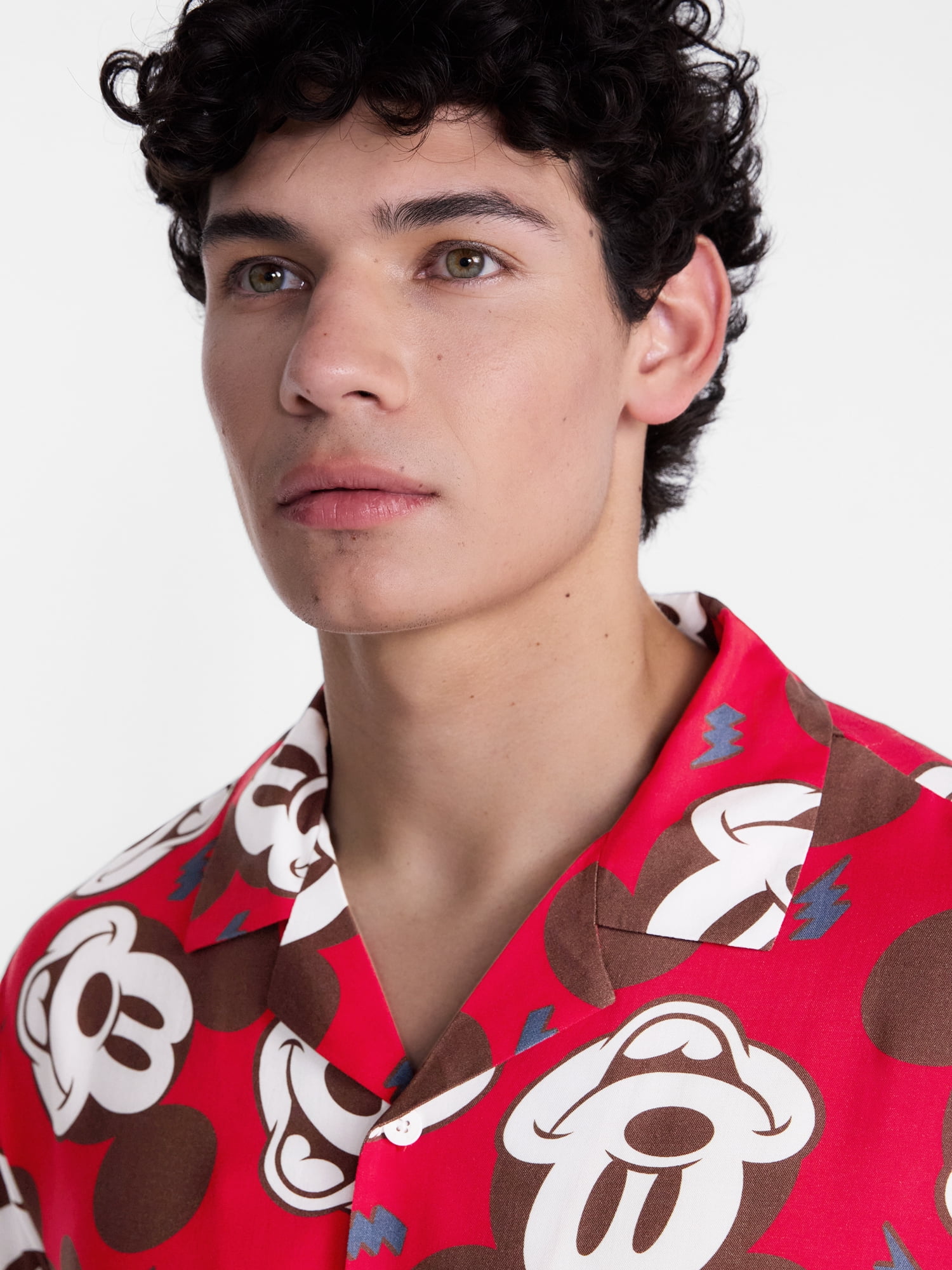 Disney Men's and Big Men's Lightning Mickey Graphic Button Up Shirt with Short Sleeves, Sizes S-4XL