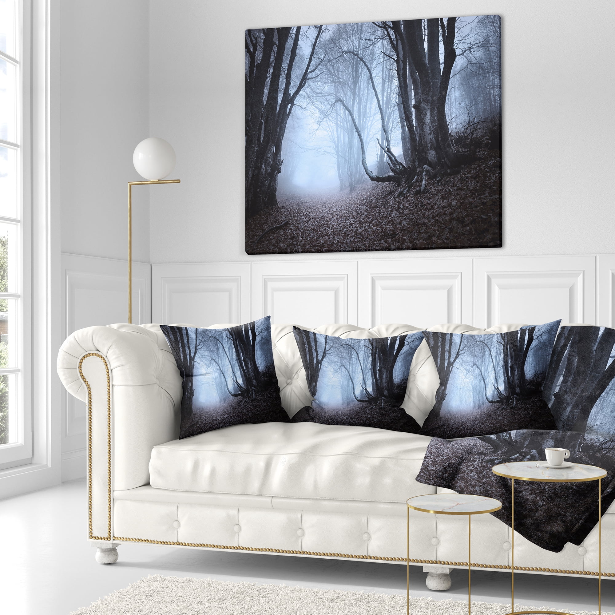 Designart Natural Landscape in Autumn - Landscape Photography Throw Pillow - 18x18