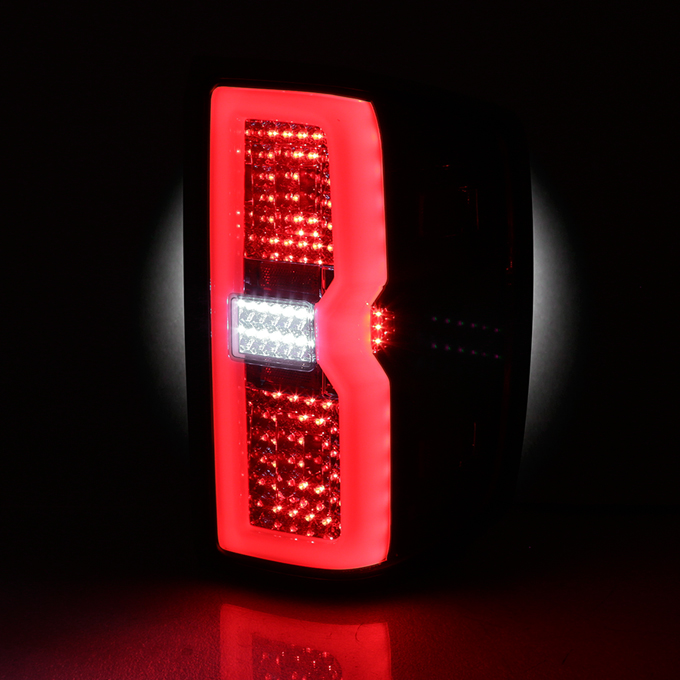 Fit 2014-2019 Chevy Silverado GMC Sierra LED Light Bar Tail Lights Lamps Smoke USテールライト 2014-2019 Silverado Sierraのためのペアクロームスモークレンズ赤3D LEDバーテールライト PAIR CHROME SMOKED LENS RED 3D LED BAR TAIL LIGHT FOR 2014-2019 SILVERADO SIERRA