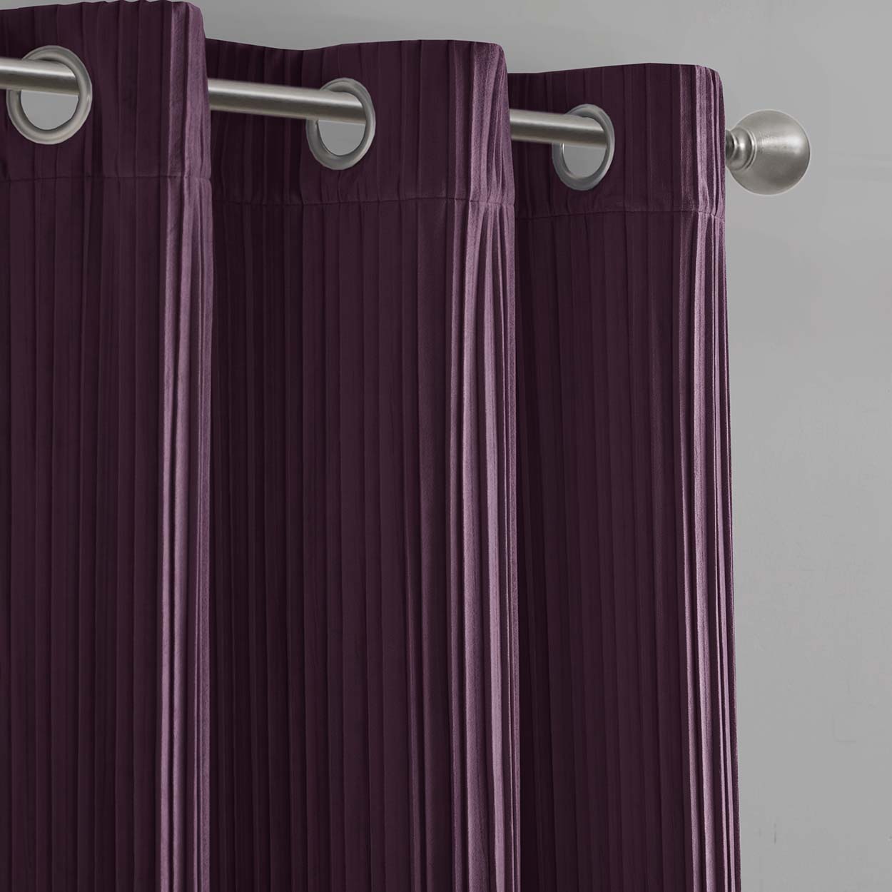 Beautyrest Jasper Plum Grommet Top Velvet Single Window Panel Curtain, 42” x 96”