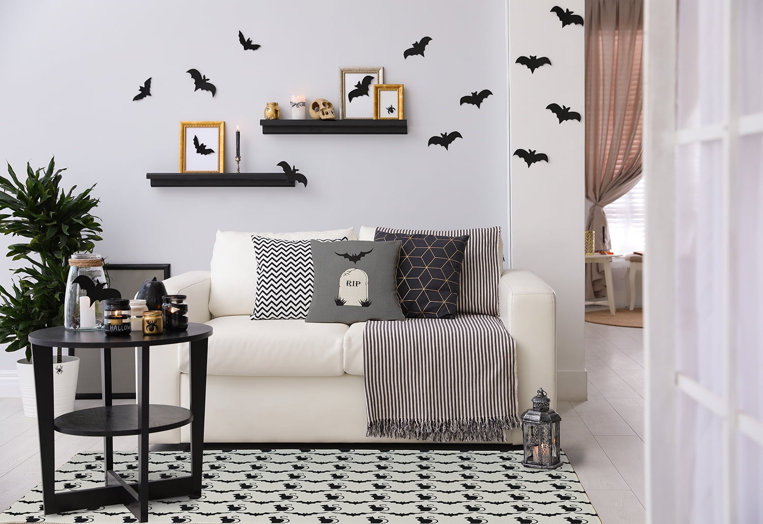 Simply Daisy Cats and Bats Cream Halloween Chenille Area Rug, 3' x 5'