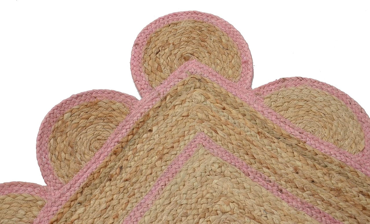 Scallop Pattern Jute Bohemian Area Rug, Light Pink, 4'x6'