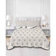 thumbnail image 2 of Quilts Twin-XL Size Bedding Set, Purple Boho Floral Lightweight Quilted Comforter, Modern Abstract Flowers Bohemia Beige Reversible Bedspread Coverlet with Pillow Covers for All Season, 68" x 98", 2 of 7