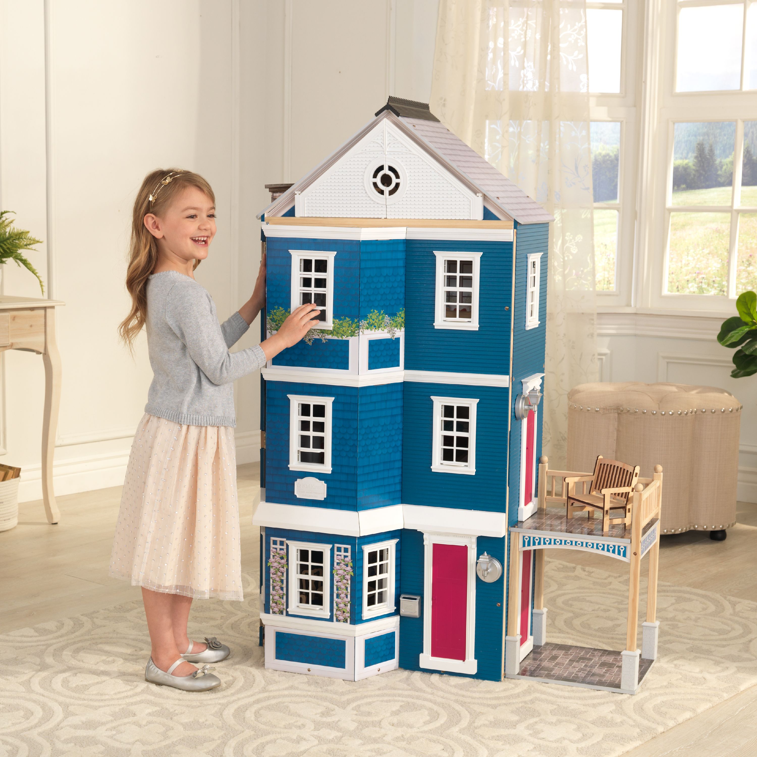 grand dollhouse