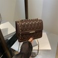thumbnail image 4 of Bolso de cadena de diamantes con diseño de nicho para mujer, otoño 2025, nuevo bolso de gran valor, bandolera de un solo hombro para mujer, pequeño bolso cuadrado, 4 of 5