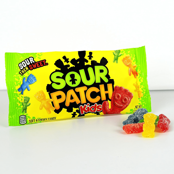 (4 pack) SOUR PATCH KIDS ASSORTED FAT FREE SOFT CANDY 2 OZ