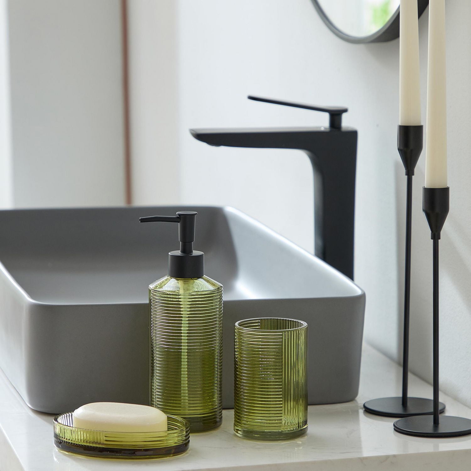 Scaled Gobelet en verre vert hometrends Verre vert gobelet