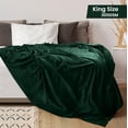 thumbnail image 2 of Cama polar Blanket Utopia, tamaño king, color verde bosque, 300 g/m², 2 of 9