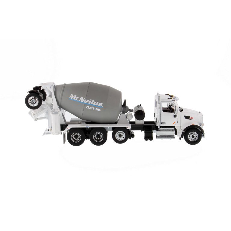 Peterbilt 567 SFFA McNeilus Bridgemaster Concrete Mixer