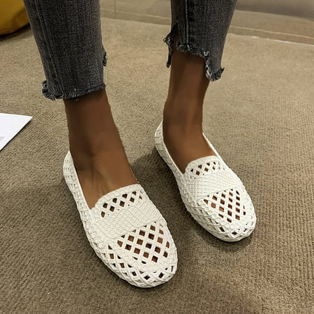 

Xysaqa Womens White Sandals Summer Garden Clogs Water Shoes Slip-On Lightweight Breathable Flat Outdoor Beach Sandals Closed Toe Sandals