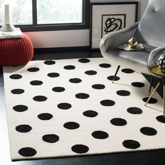 SAFAVIEH Kids Polka Dots Wool Area Rug, Ivory/Black, 8' x 10'