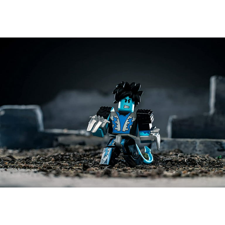  Roblox Avatar Shop Series Collection - Spark Beast Figure Pack  [Includes Exclusive Virtual Item] : Toys & Games