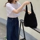 thumbnail image 1 of Bolso de hombro con burbujas en la nube para mujer Bolso de compras simple plisado (negro), 1 of 8