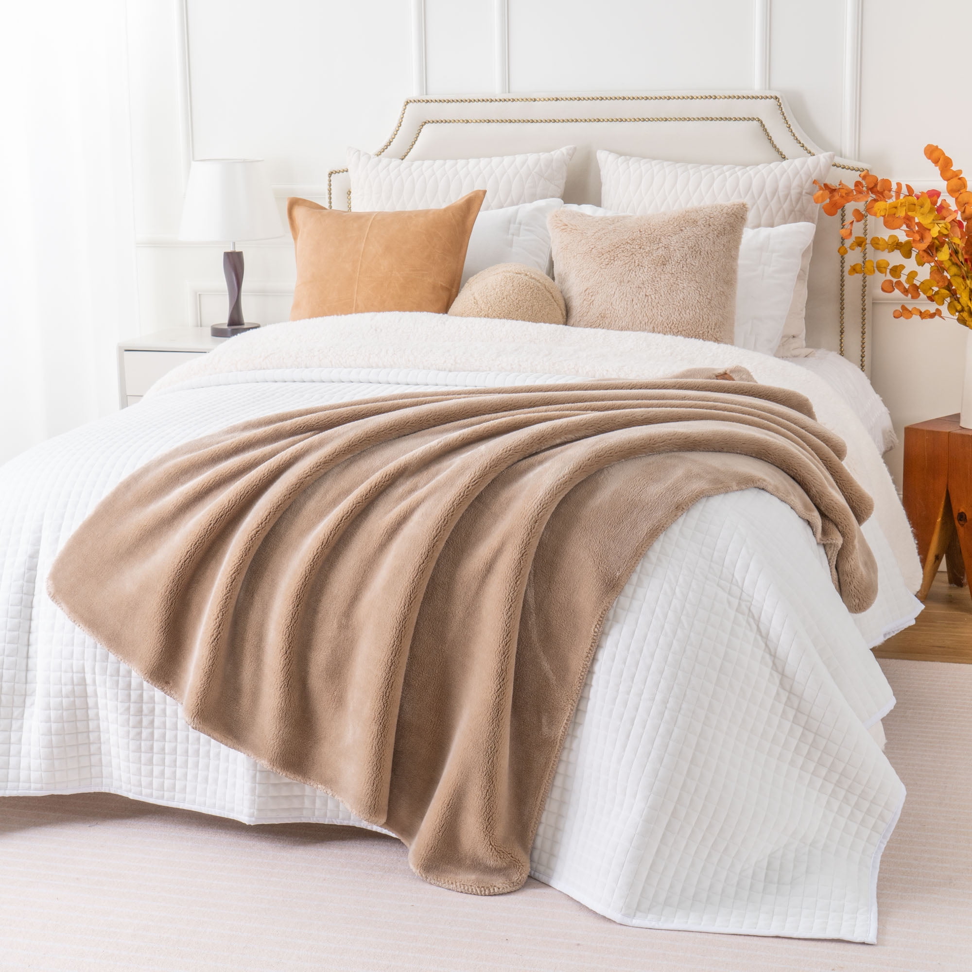 Battilo Luxury Plush Flannel Blanket Bed Throw Couch Sofa Cozy Fuzzy Heavyweight Oversize Blanket 50x60 Tan