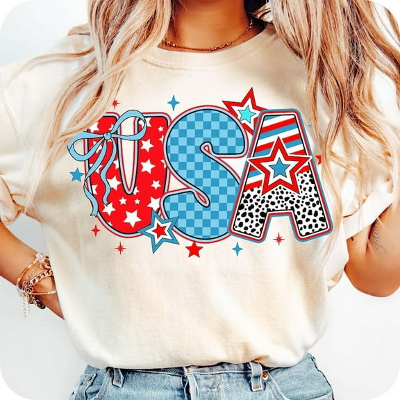 Preppy Coquette USA T-Shirt – Girly Brushstroke American Flag for Cute 4th of July Outfit