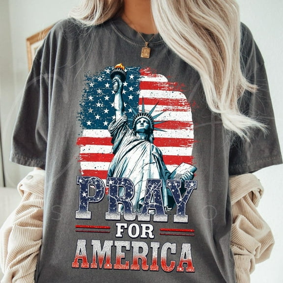 Statue of Liberty Pray for America T-Shirt, Patriotic Religious Tee, Christian American Shirt, Liberty and Faith T-Shirt