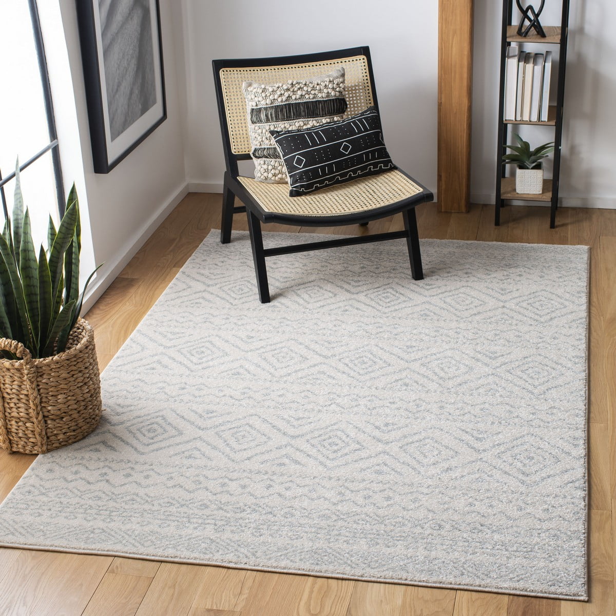 SAFAVIEH Tulum Merletta Moroccan Geometric Area Rug, 11' x 11' Square, Ivory/Light Grey
