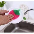 thumbnail image 2 of 4 cepillos de cocina de fresa al azar - Lavar solo a mano, microfibra, 2 of 5