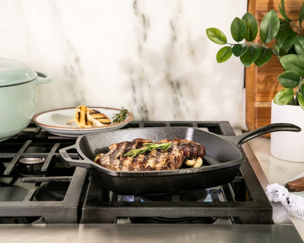 Logic Sq. Grill Pan 10.5"
