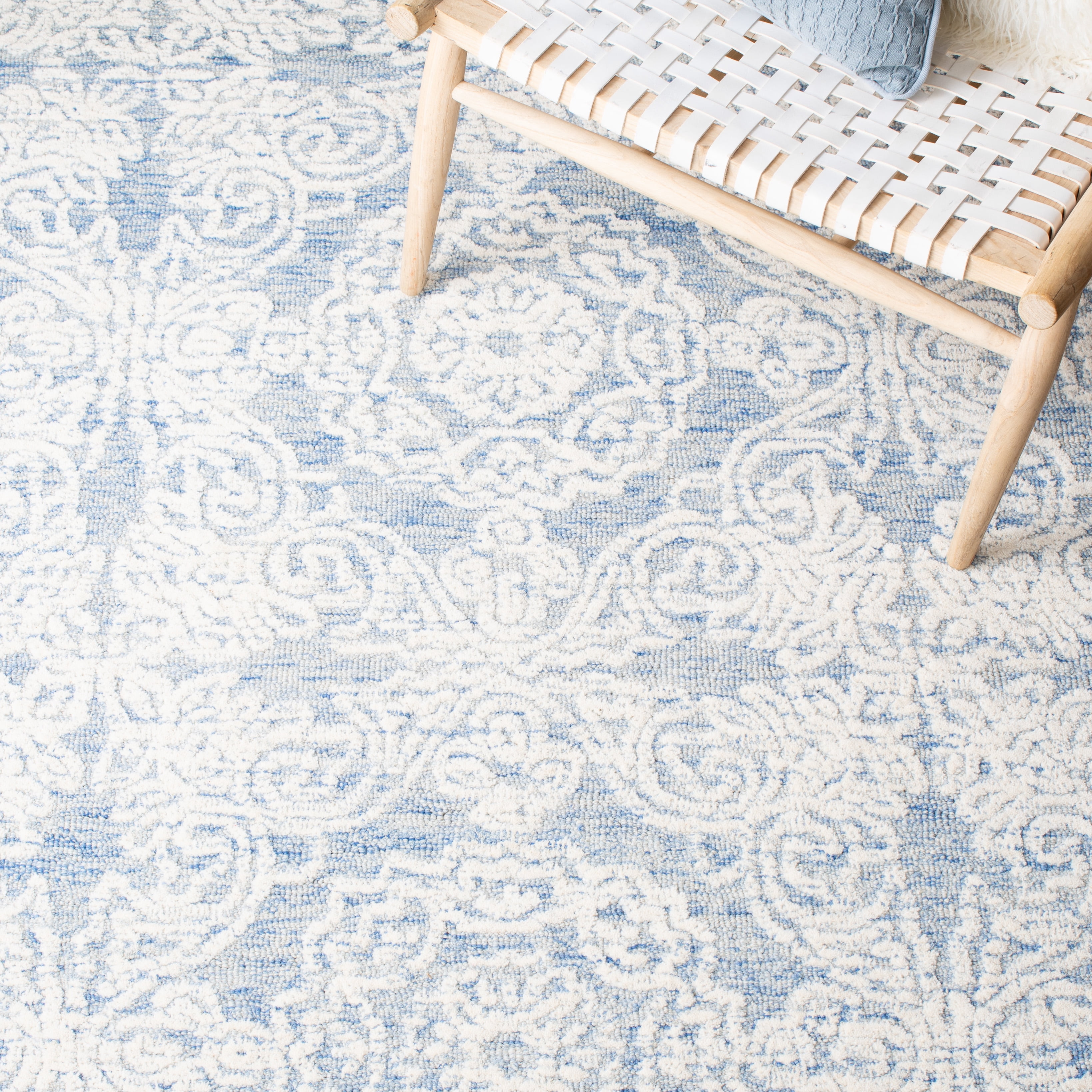 Safavieh Metro Elmer Medallion Area Rug, Blue/Ivory, 6' x 6' Square