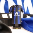 thumbnail image 4 of Camiseta Jersey Miniatura Inter Milan Local 2023/24 con Locker Pack, 4 of 5