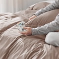 thumbnail image 3 of Juego de funda de edredón Bedsure tamaño king con cierre de cremallera, color caqui, 3 of 8