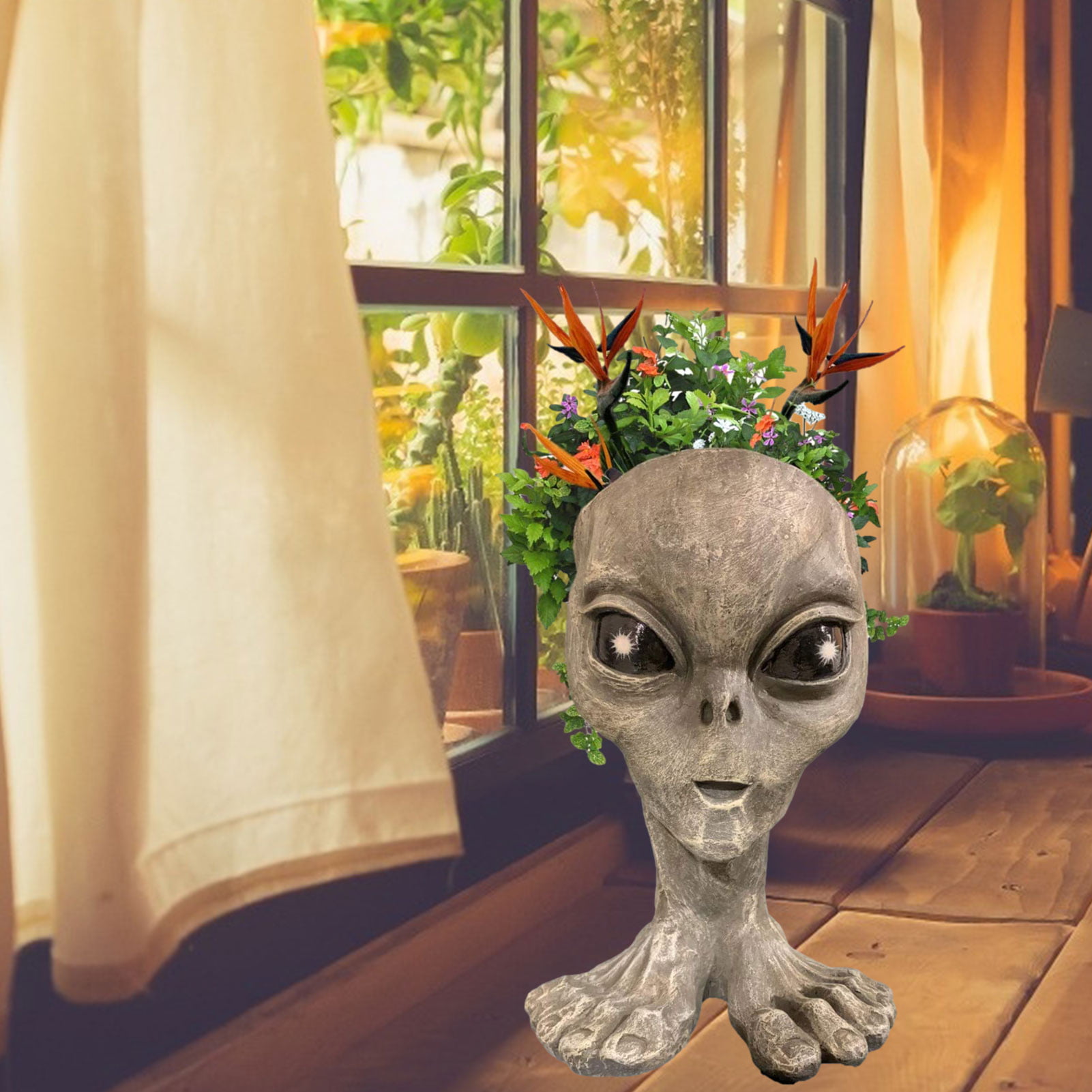 8 Alien Head Ceramic Planter