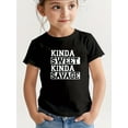 thumbnail image 1 of Camiseta gráfica KINDA SWEET KINDA SAVAGE para niña - Top informal de verano de manga corta y cuello redondo, algodón transpirable, lavable a máquina, corte regular para jugar, ropa informal, camise, 1 of 7