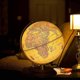 thumbnail image 1 of Globo terráqueo iluminado para niños con soporte de madera, LED incorporado para vista nocturna iluminada Antique G, 1 of 4
