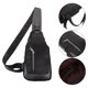 thumbnail image 4 of Mochila bandolera con puerto de carga USB para hombre., 4 of 7