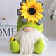 thumbnail image 5 of Juego de 2 decoraciones de Pascua de gnomo de primavera, muñeco de peluche sin rostro de gnomo de girasol de verano hecho a mano, decoración de cocina de girasol de granja de primavera, adorno de gno TUNC Sencillez, 5 of 5