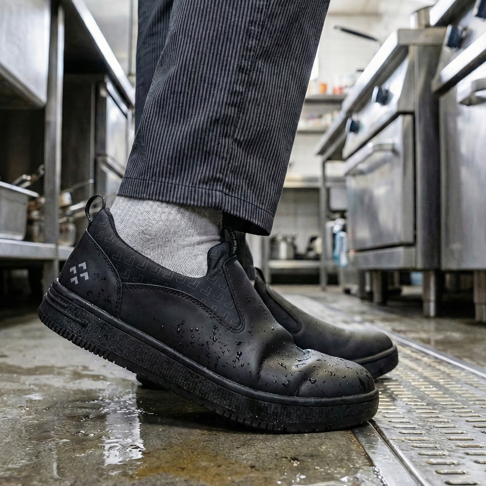 Spiez Men's Non-Slip Waterproof Work Shoes photo 7