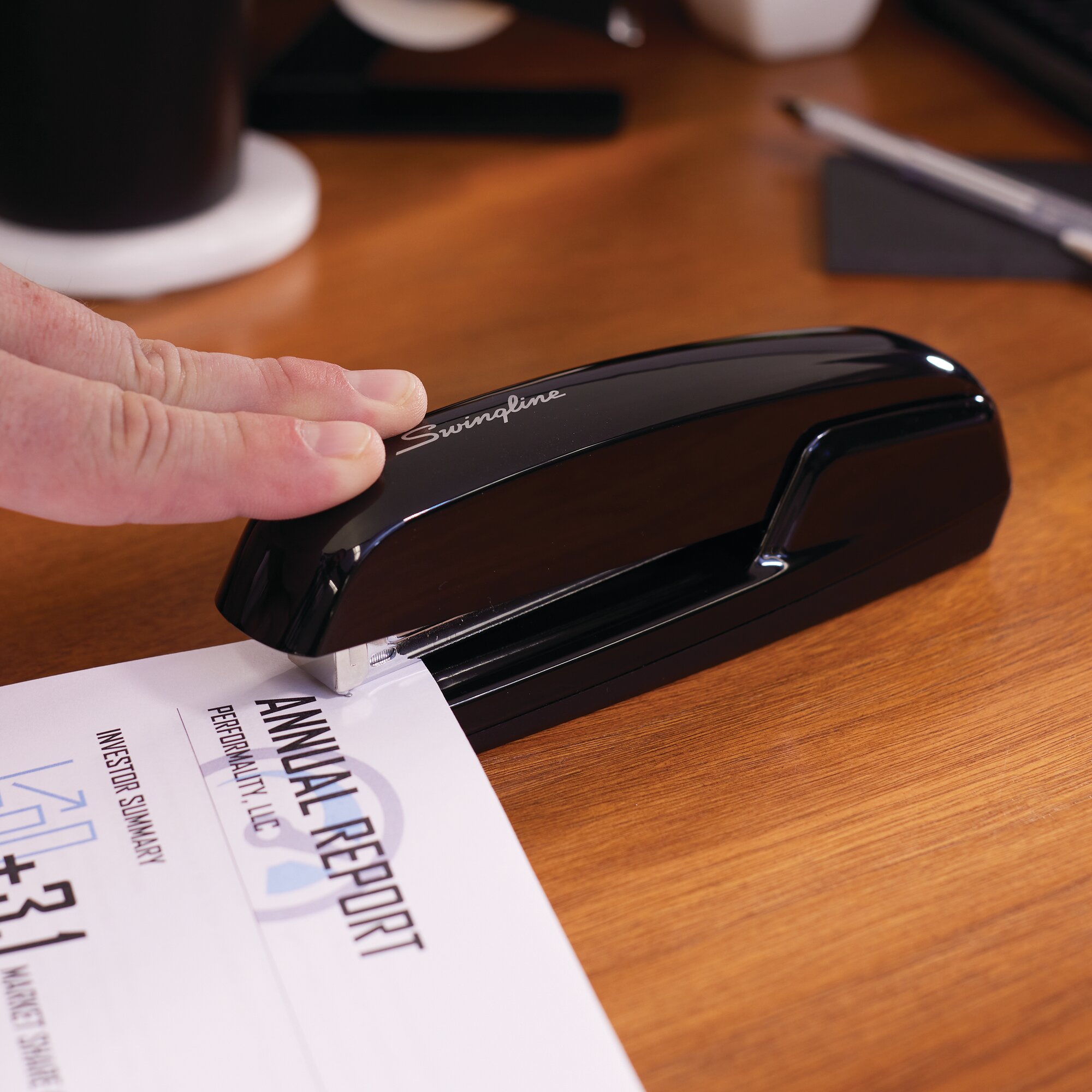Swingline Standard Desktop Stapler Antimicrobial 25 Sheets Black - Full Size