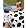 thumbnail image 3 of Yibo Giraffe Print Blanket Flannel Soft and Comfortable Anti-static Bed Sofa Blanket, 3 of 6