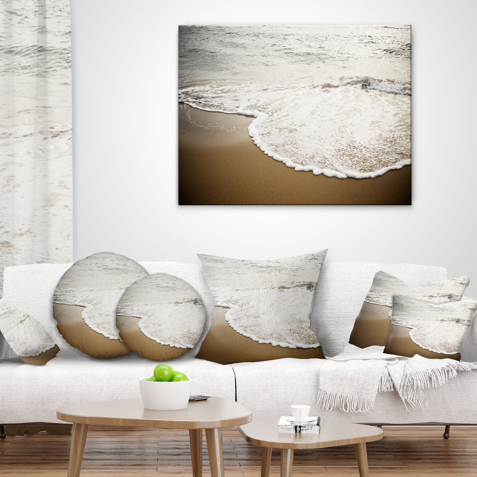 Designart Close up Waves in Mediterranean Sea - Seashore Throw Pillow - 16x16