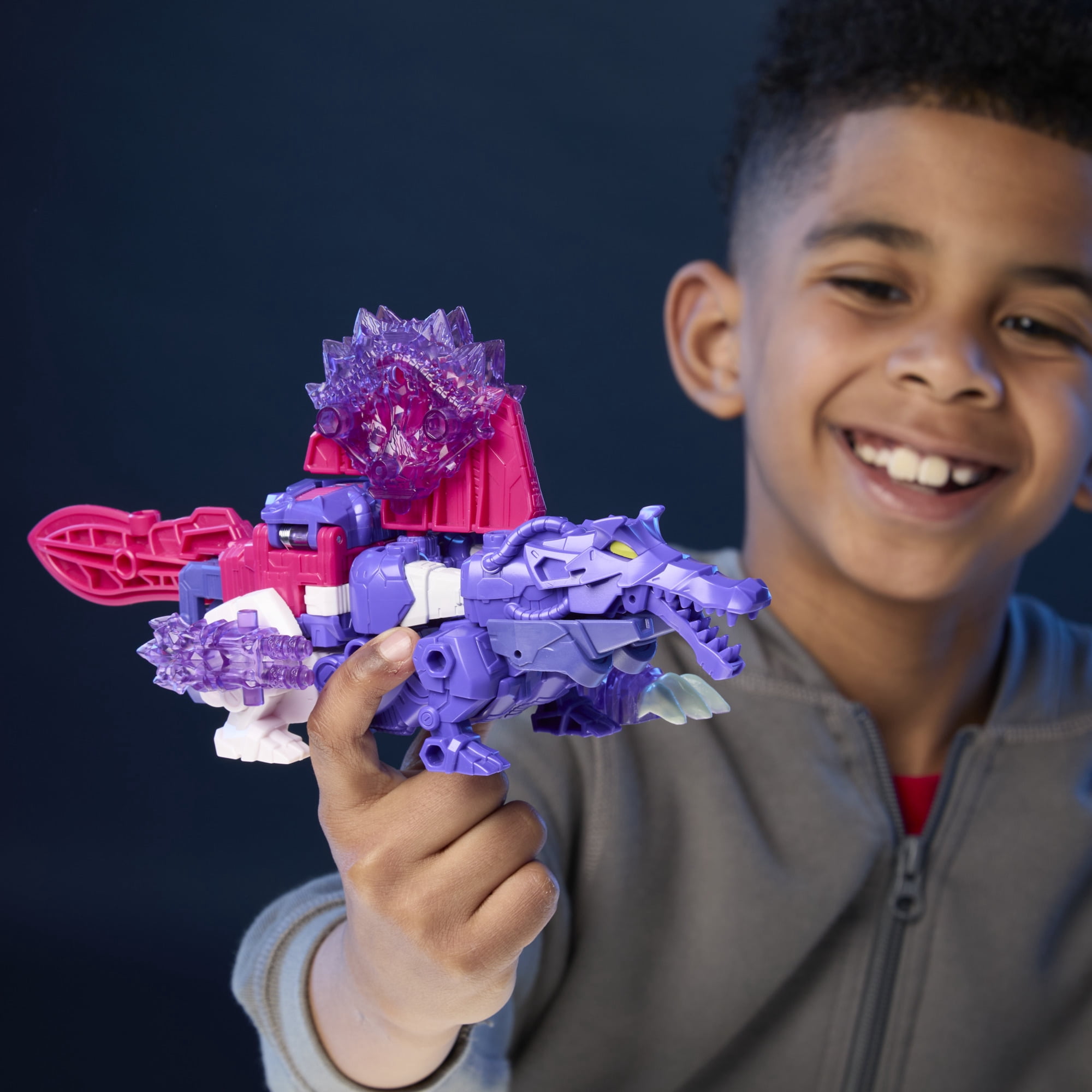 Transformers Toys CYBERWORLD Shockwave Ultimate Cyber Changers 6.5-inch Action Figure, 6+