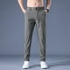 thumbnail image 4 of Pantalones de fitness de seda helada para hombre: cintura alta, cinturón ajustable, diseño de patchwork, tallas S-XXL, para el gimnasio/aire libre, 4 of 6