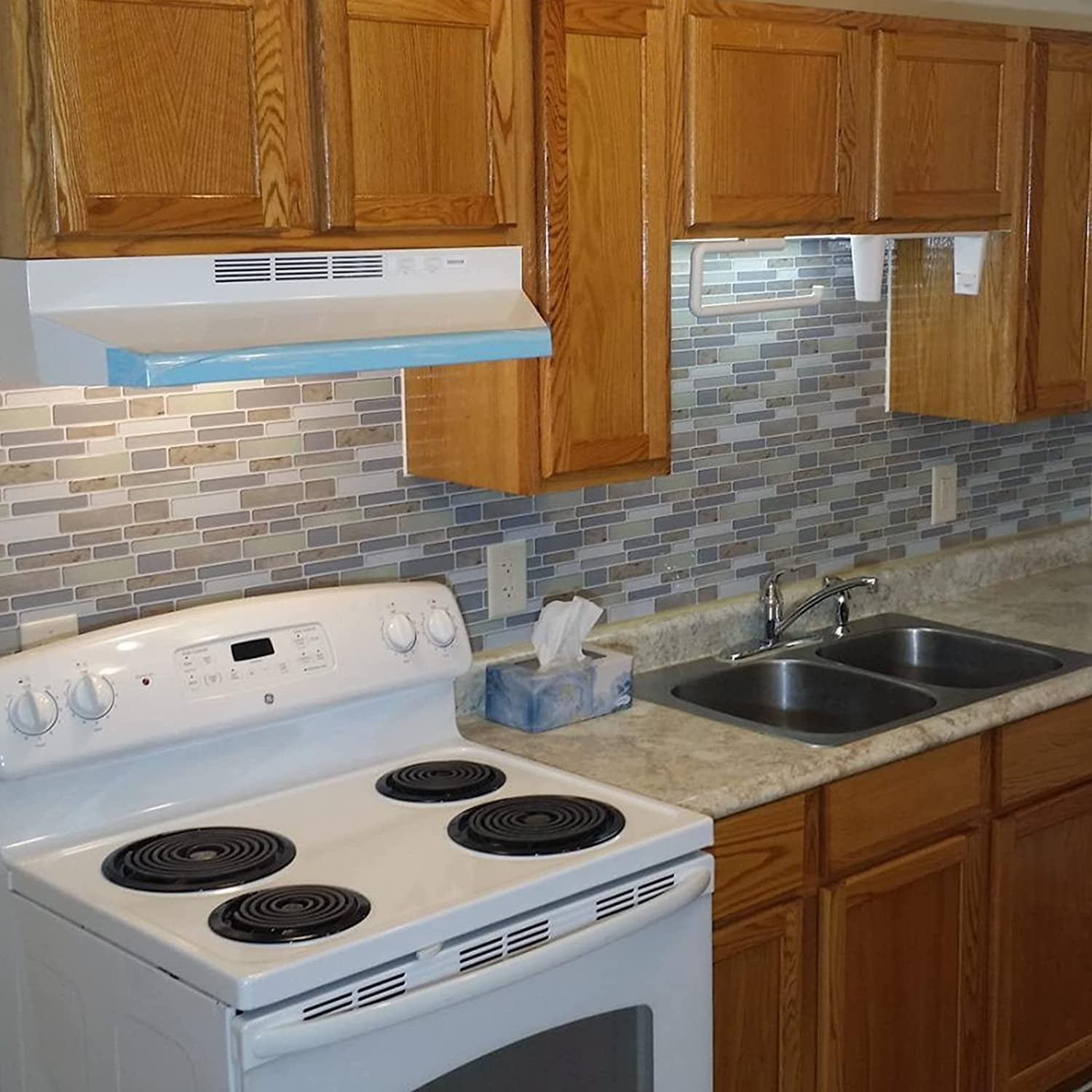 10-Tiles Self Adhesive Wall Tile Peel and Stick Backsplash Tile for Kitchen, 12"x12"