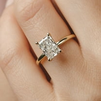SOLITAIRE JEWELS 2.5ctw Radiant cut moissanite Diamond Engagement Ring 14K Yellow Gold Simple Solitaire Ring for Her