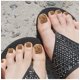 thumbnail image 3 of Prensa en las uñas para los dedos de los pies, 24 piezas, uñas postizas de Halloween, purpurina, color negro y dorado, cubierta completa, uñas brillantes para los pies, uñas ArtToes para mujeres y ni Namotu CZMR-ZC104, 3 of 5