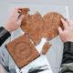 thumbnail image 2 of Me encanta tu de 20 razones personalizadas | me encanta la Caja de madera de tu madre | regalos emocionales para esposa, esposo, novia, novio | amarillos, 2 of 5