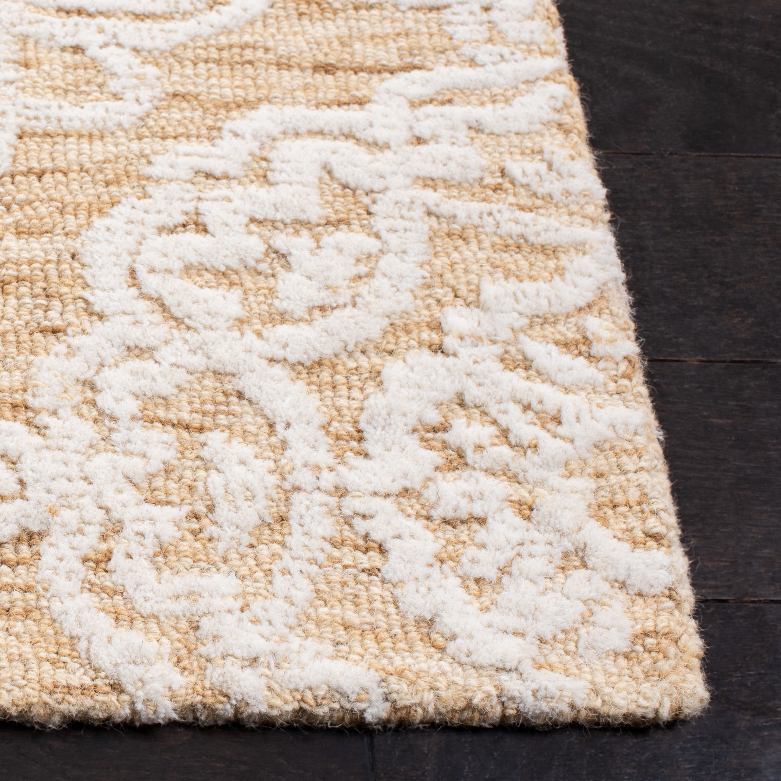 Safavieh Metro Elmer Medallion Area Rug, Gold/Ivory, 6' x 6' Square