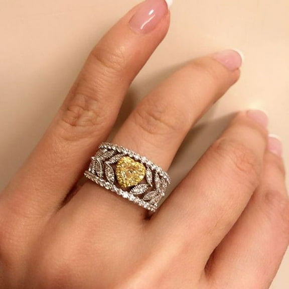 Heart Yellow Cubic Zirconia Rings for Women Eternity Love Wedding Accessories Bling Bling CZ Female Rings Party Jewelry