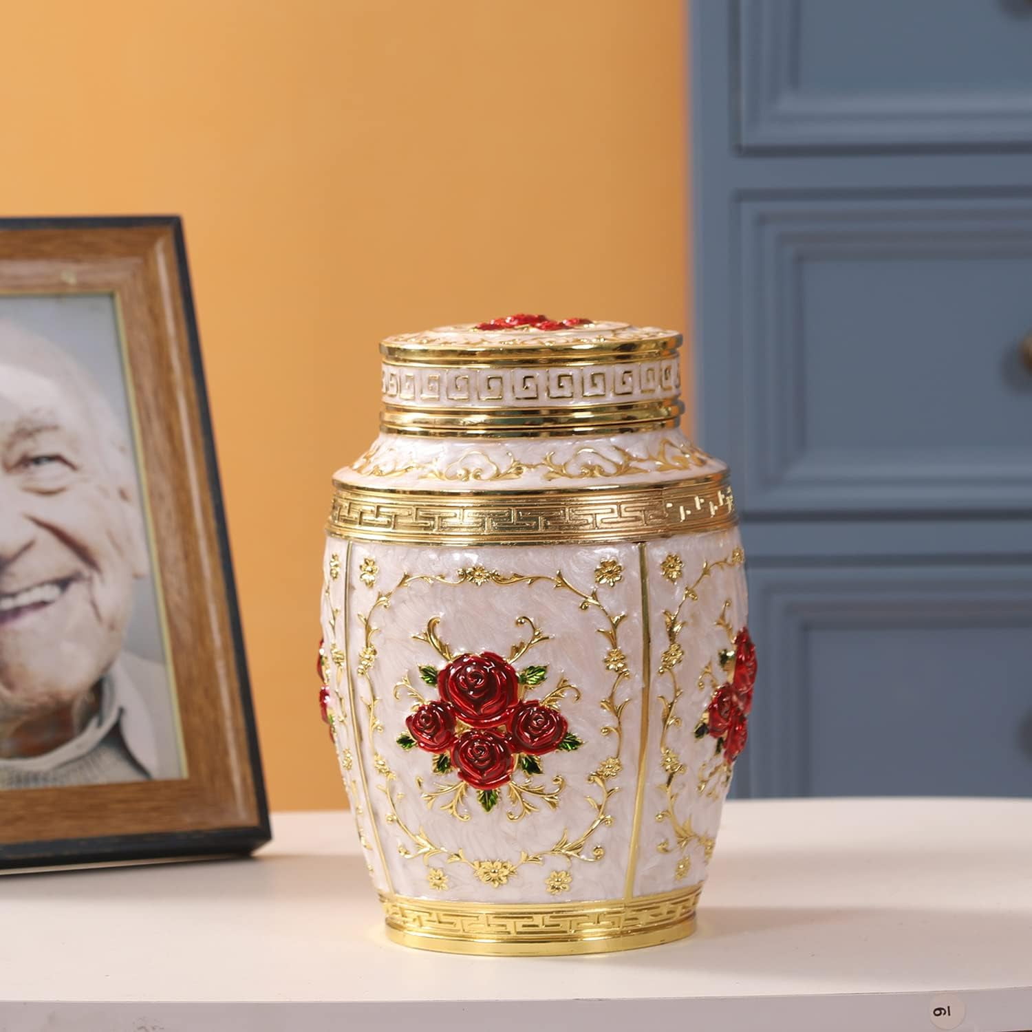 Medium Urn for Human Ashes - Rose Cremation Urn for Ashes for Women Mom - Beautiful Keepsake Urns Made of Zinc Alloy -  Hold 75 Cubic inches of Ashes - Suitable for A Lost Baby or Children
