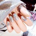 thumbnail image 2 of Faux Ongles Patch Laser Gradient Variable Manucure Photothérapie Faux Ongles, 2 of 6