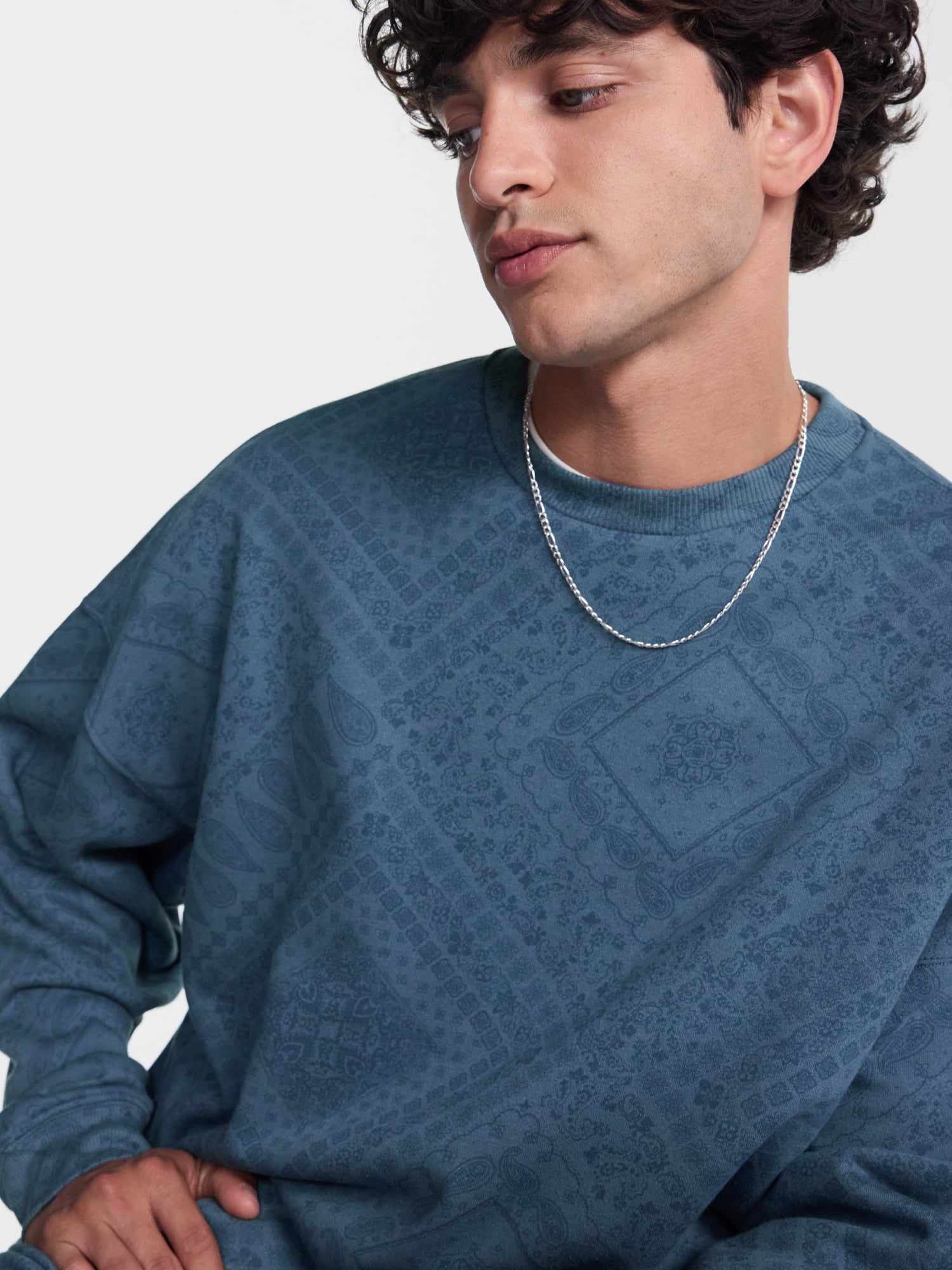 No Boundaries Crewneck Fleece Sweatshirt with Long Sleeves, Men's XS-4XLT