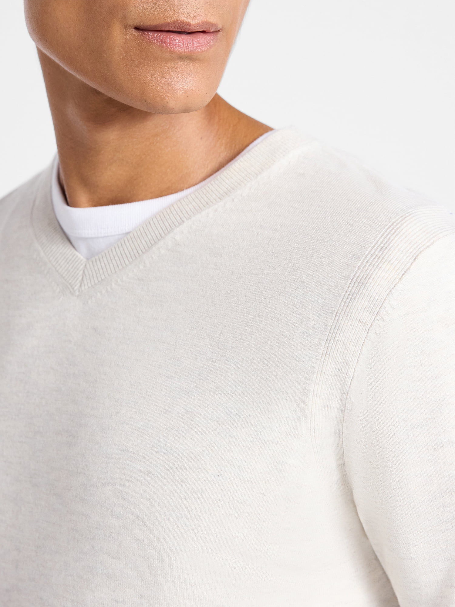 Free Assembly Men's Cozy Yarn Everyday V-Neck Sweater with Long Sleeves, Size XS-3XL