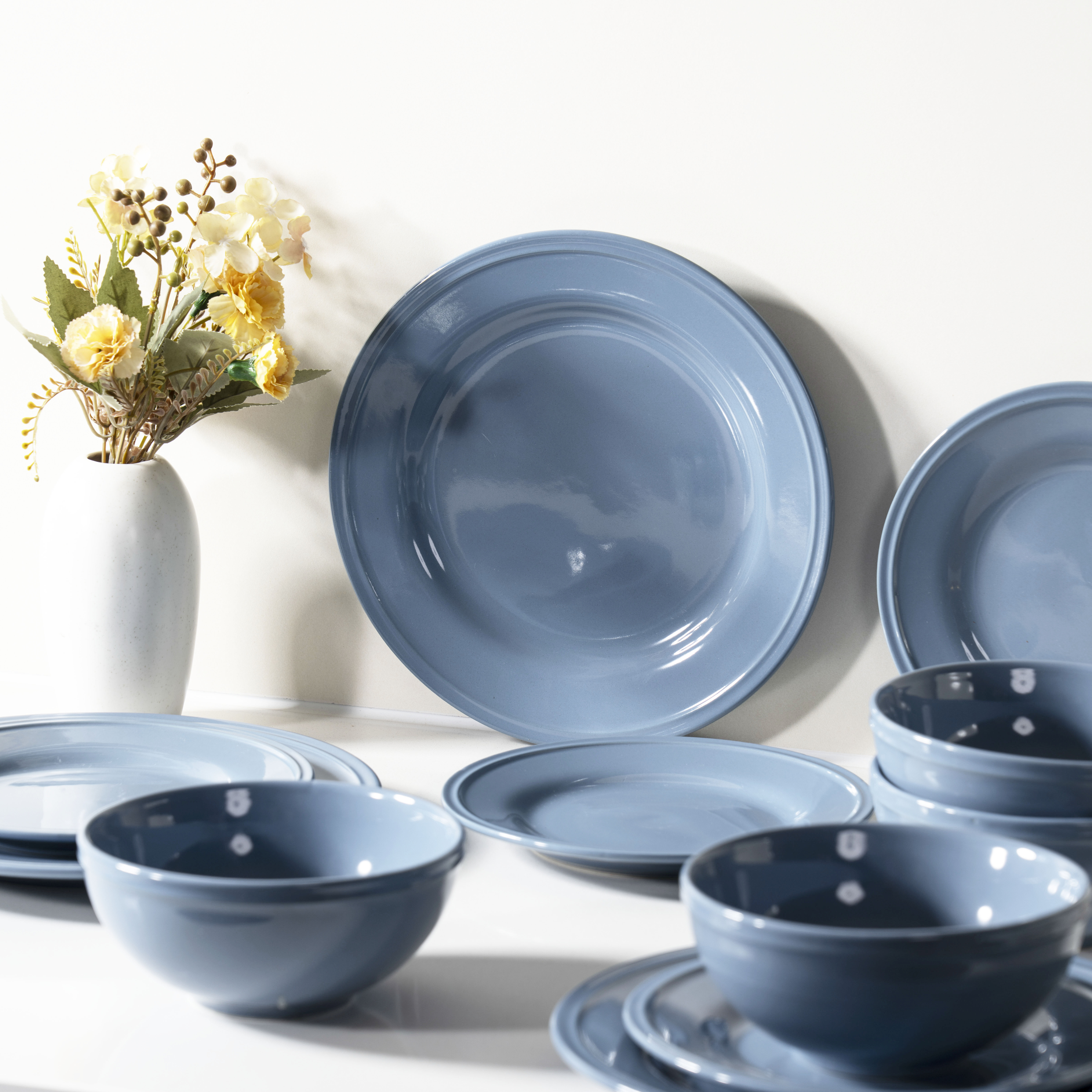 Mainstays Darby 12-Piece Stoneware Dinnerware Set, Blue photo 3